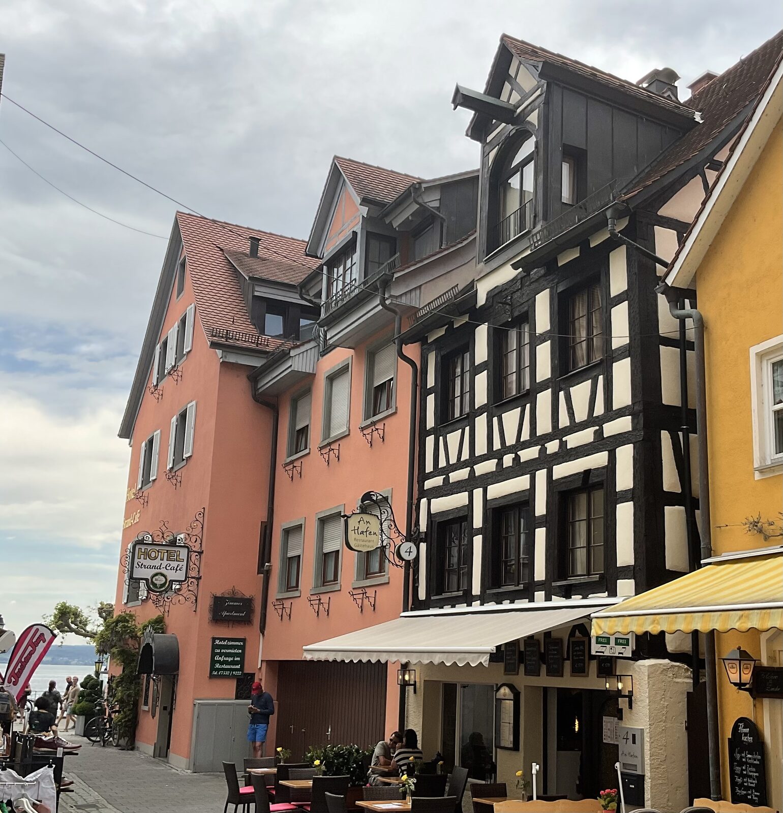 Fachwerkhaus Am Hafen in der Spitalgasse, Blick aus der Altstadtgasse